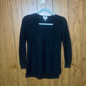 Old Navy Black Knit V-Neck Sweater